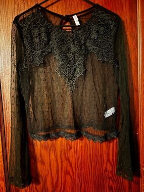 Xhilaration Lace Top, Size XL, NWOT